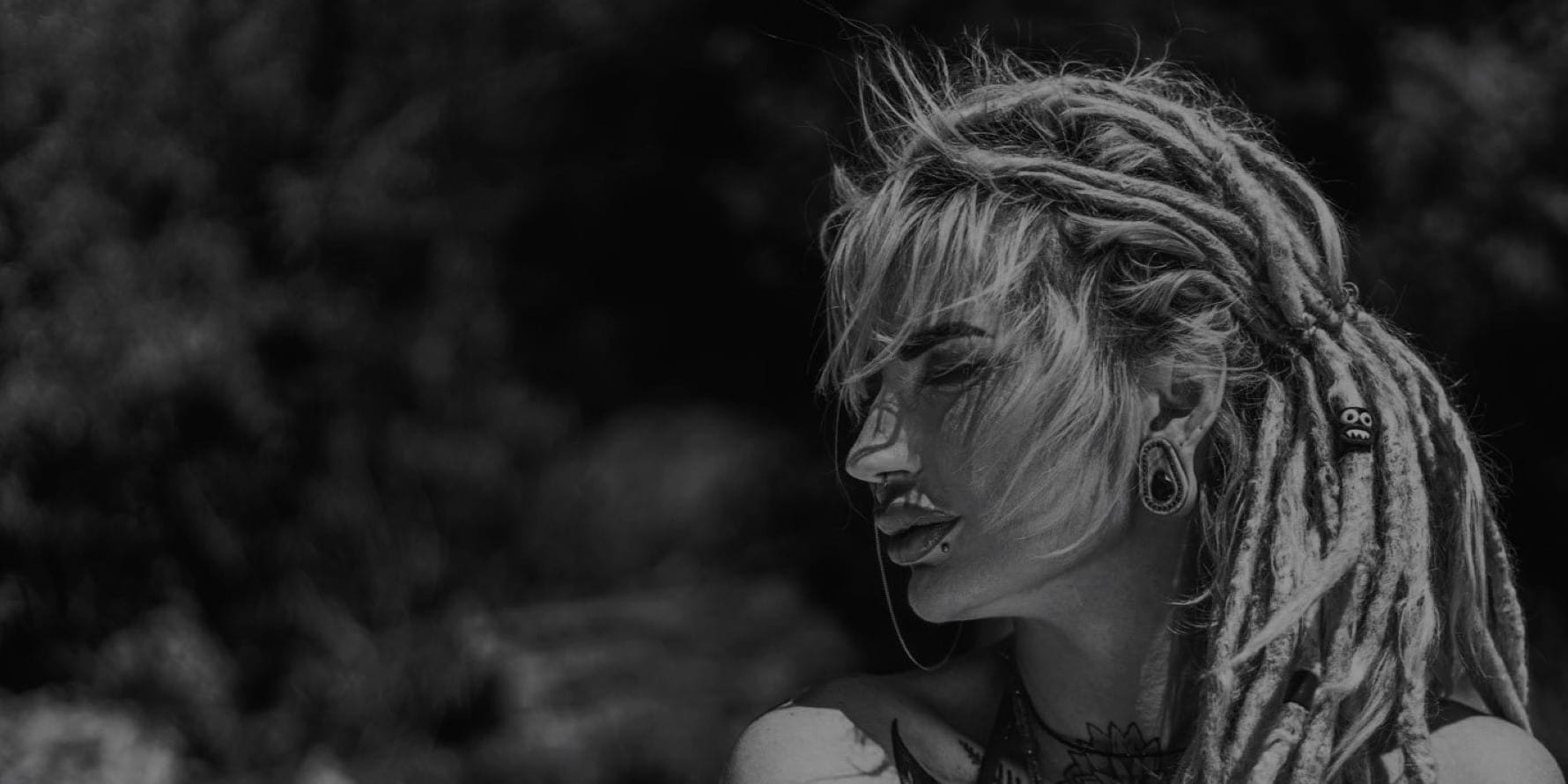 Dreadland Dreadlocks Extensions Hair Salon. Dreadland Dreadlocks Extensions Hair Salon.